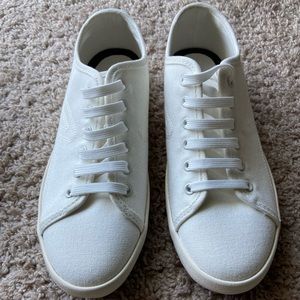 Never worn, all white, size 8, sneakers